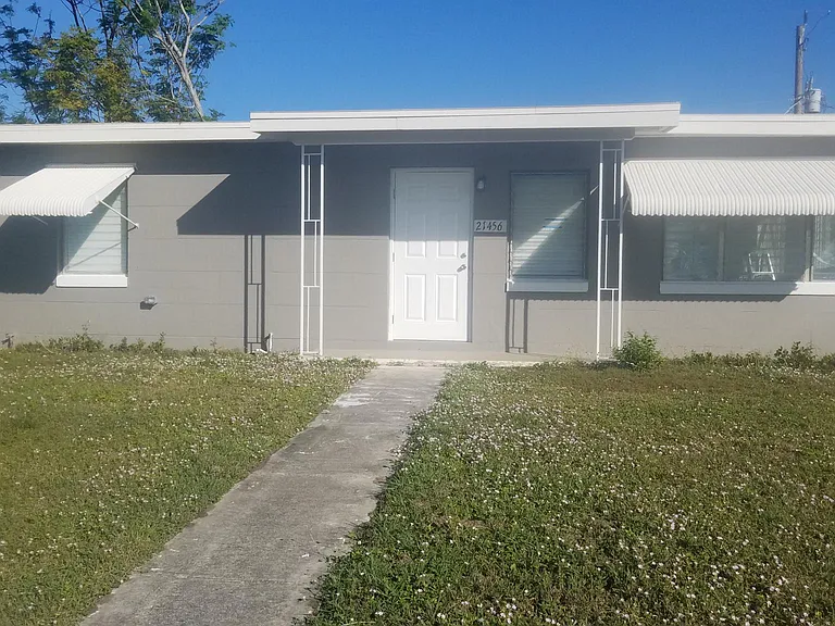 21456 Kenyon Ave — Photo 3