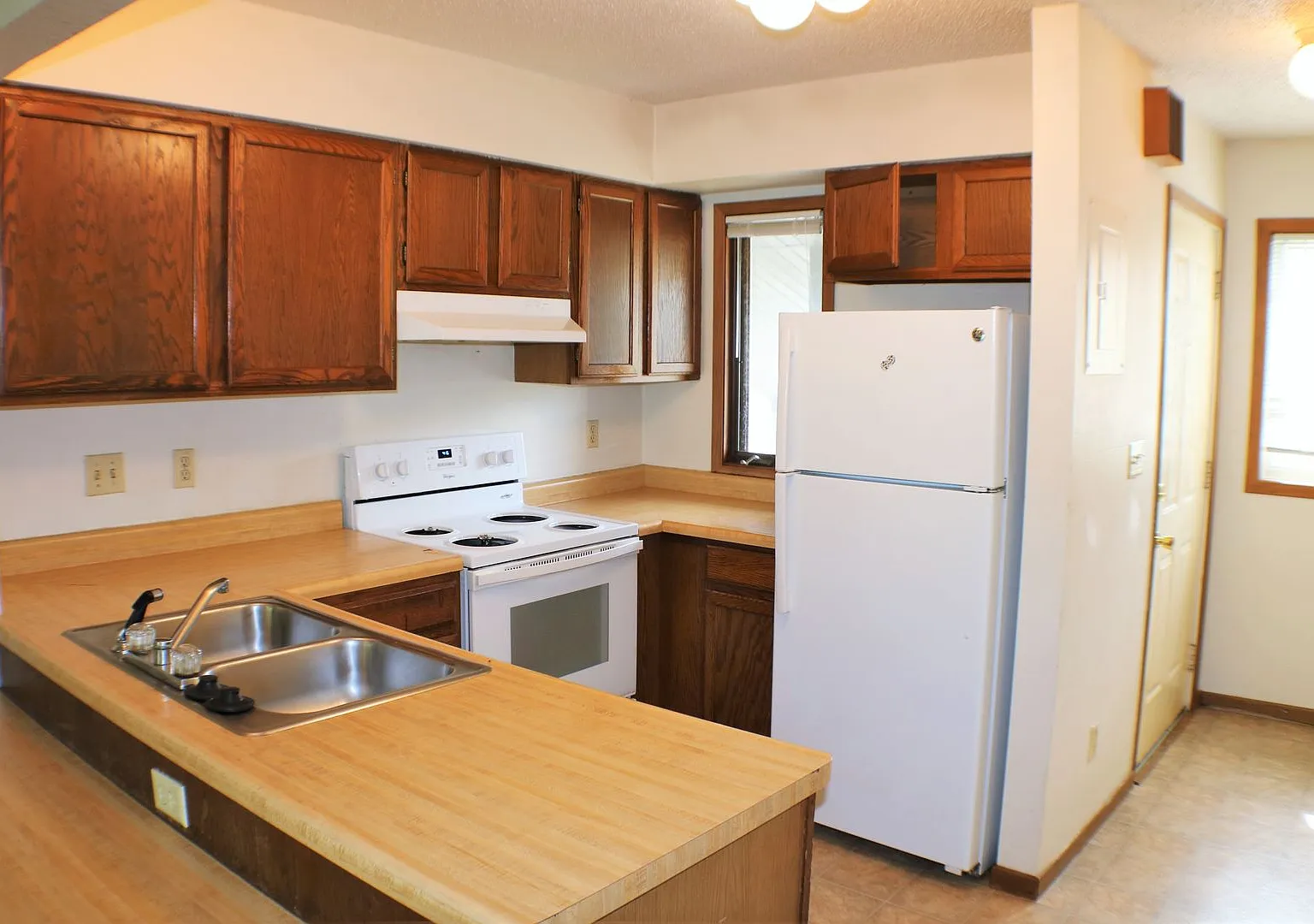 702 Westwinds Drive #03 — Photo 3