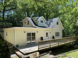 914 Johnson St, Fox River Grove, IL 60021