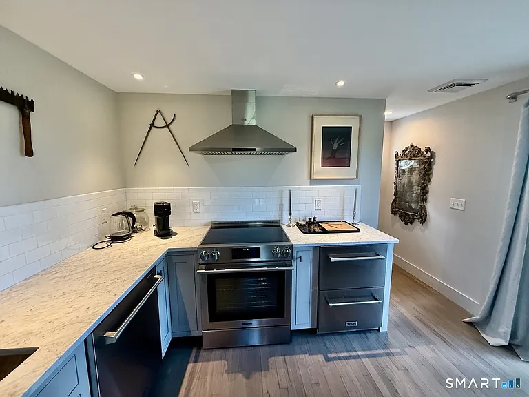 150 Millerton Rd — Photo 10