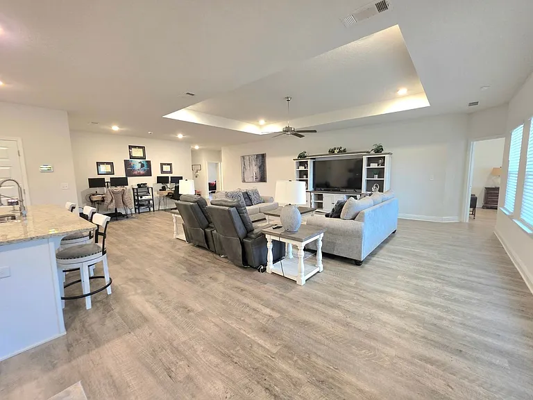 8055 Silver Maple Dr — Photo 8