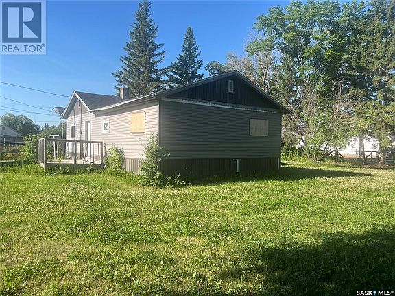 2nd image of 314 2nd Ave N