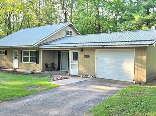 4196 Lake Ave, Lewiston, MI 49756