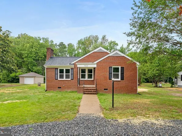 10221 Dahlgren Rd, King George, VA 22485