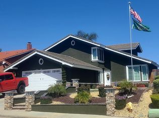 22 Ridge Crest Cir, Pomona, CA 91766