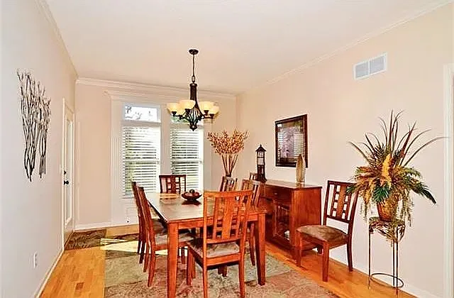 901 SW Soldier Ct — Photo 3