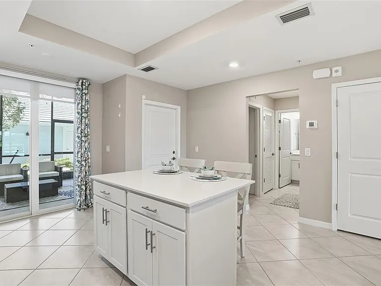 14204 Heritage Landing Blvd #712 — Photo 15