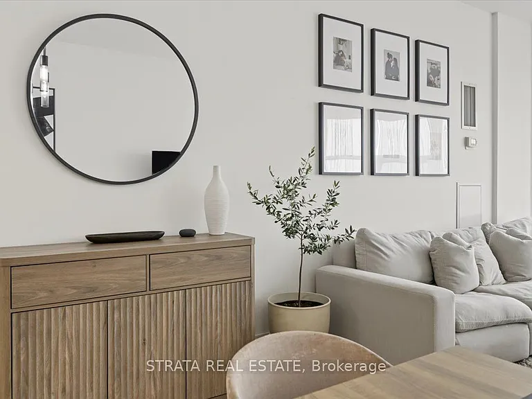 20 Dean Park Rd #Penthouse 8 — Photo 6