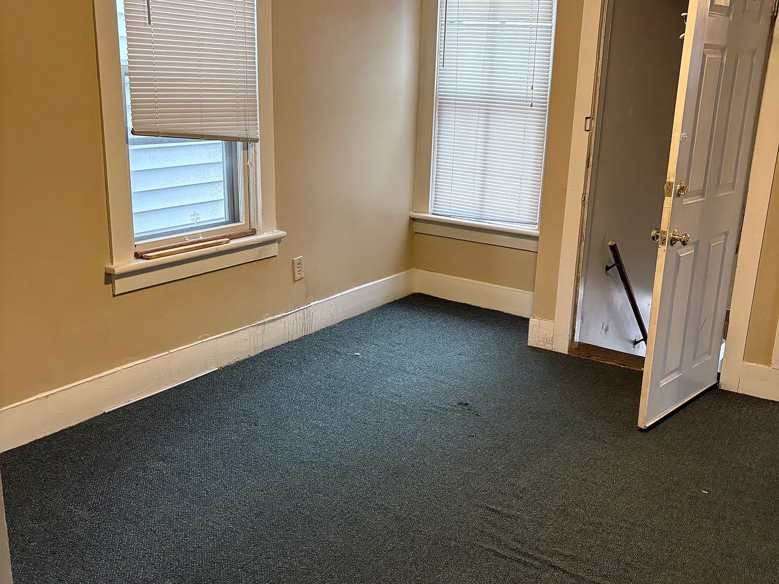 2 bed, $1,525 — Photo 2