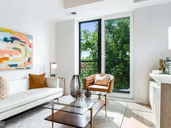 7700 Georgia Ave NW #305, Washington, DC 20012