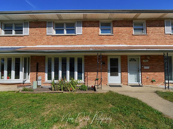 2nd image of 7913 Nordica Ave