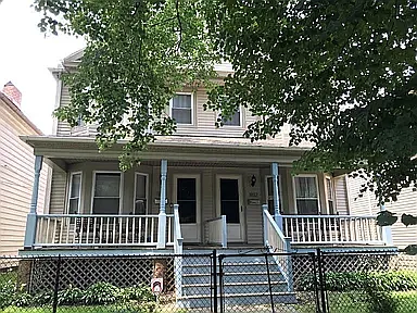 1812 W 45th St — Photo 1