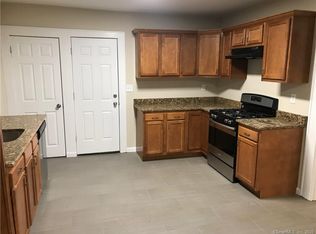 89 Mary Ave, Stratford, CT 06614
