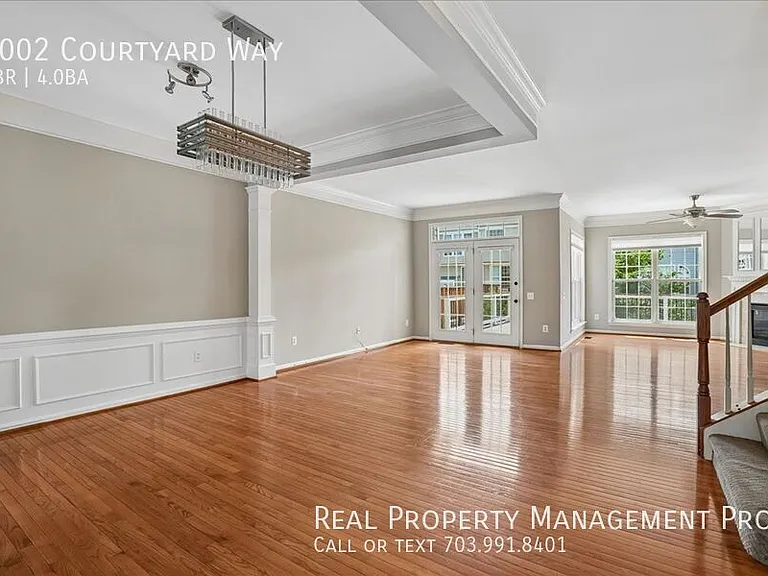 7002 Courtyard Way — Photo 13