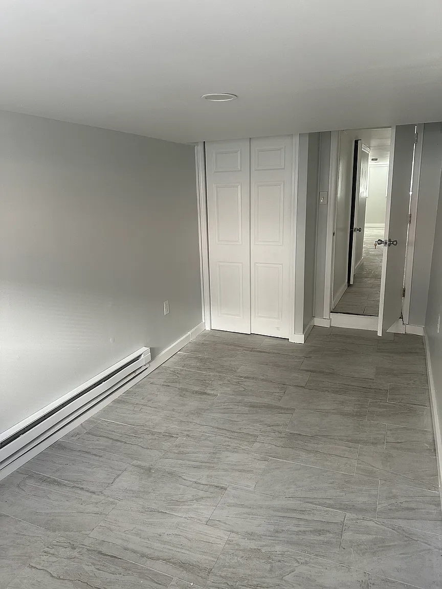 1223 E Cheltenham Ave #Basement photo 1