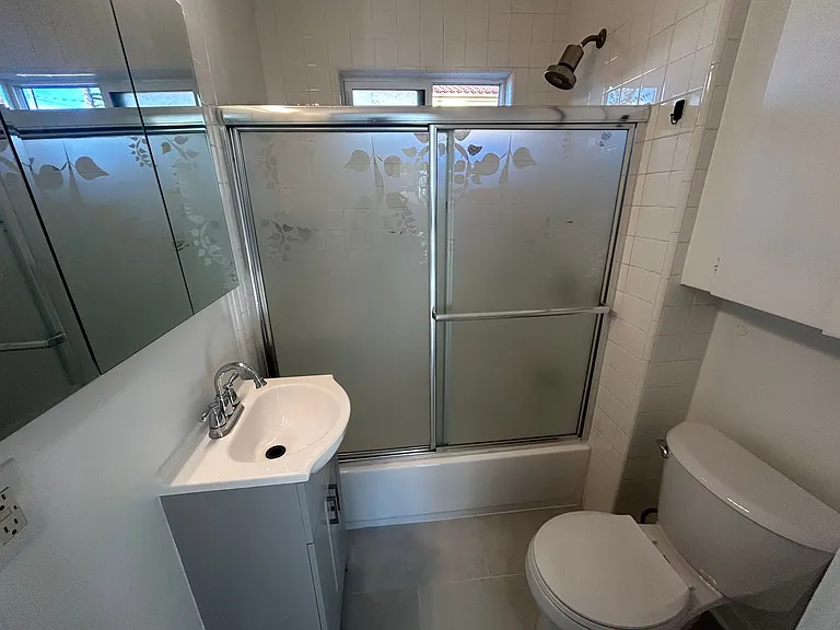 217 N Bel Aire Dr — Photo 11