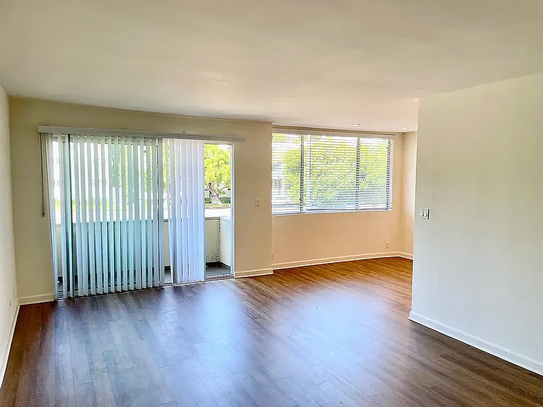 8630 Burton Way #102 — Photo 14