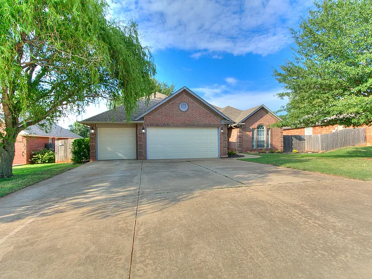 2913 Daybreak Dr — Photo 50