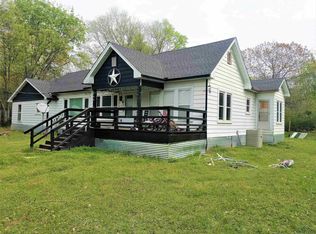 600 N Gary St, Gladewater, TX 75647