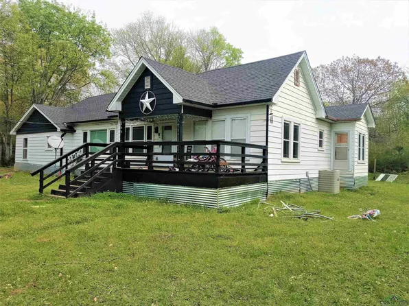 600 N Gary St, Gladewater, TX 75647