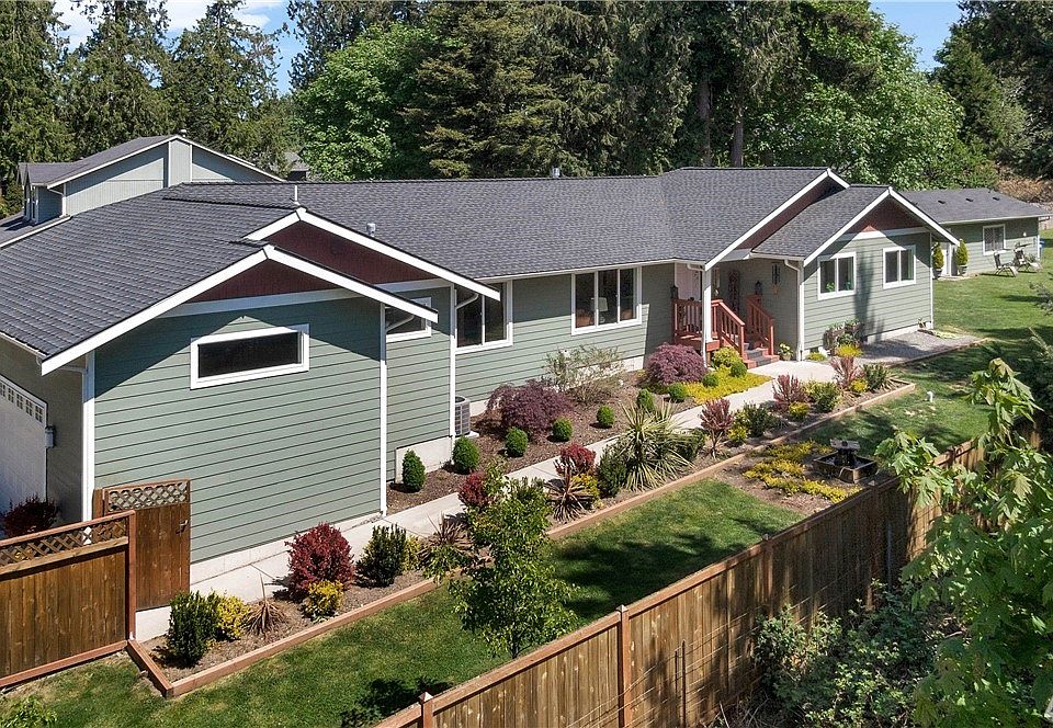 1st image of 10803 62nd Ave E