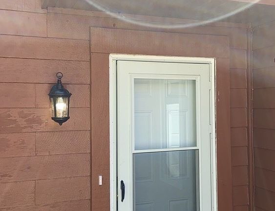 3rd image of 4420 Burlingame Cmns #4420