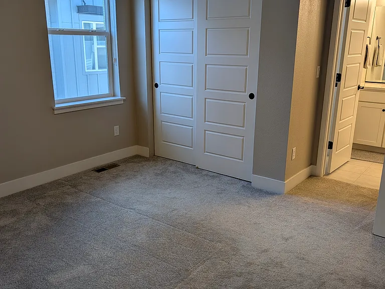 6356 N Emporia Ct — Photo 17