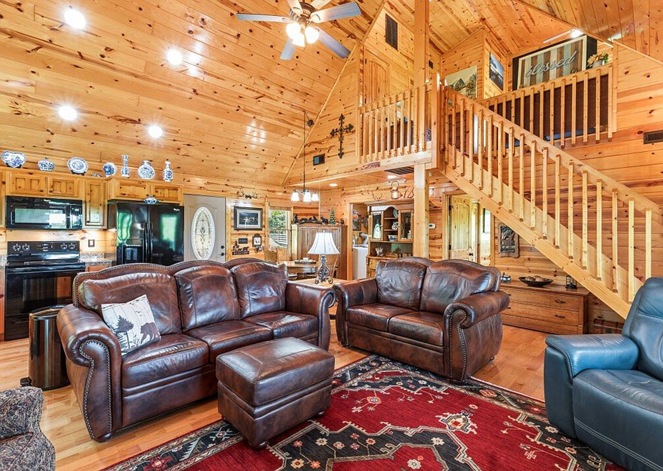 13th image of 1055 Carolina Fox Cir