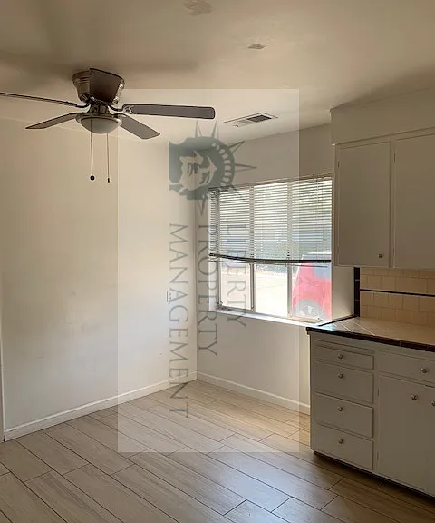 1111 S Central Ave #A — Photo 6