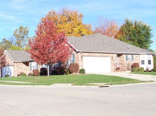 323 Monticello Pl #DUPLEX, Edwardsville, IL 62025