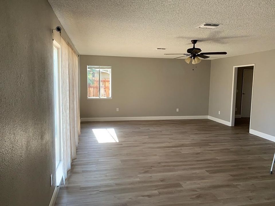 1st image of 4707 Davis Ave