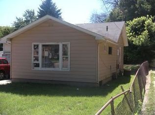 1117 5th St, Aurora, IL 60505