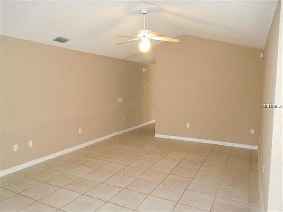 5th image of 2897 Pond View Dr