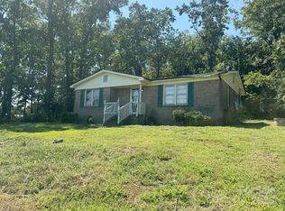 158 Dogwood Dr, Ellenboro, NC 28040