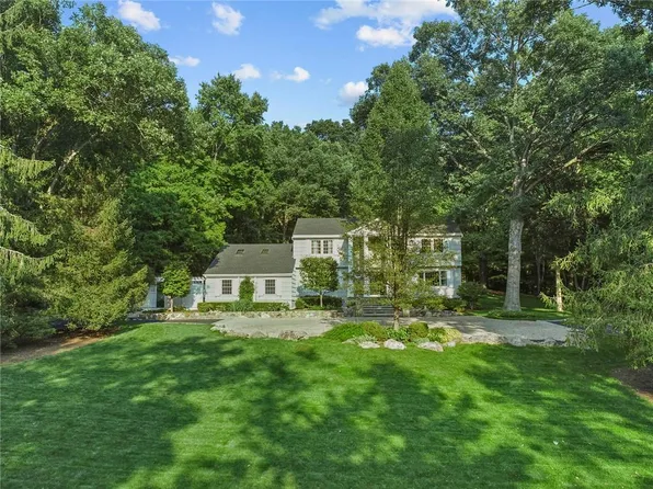 141 Parkview Road N, Pound Ridge, NY 10576