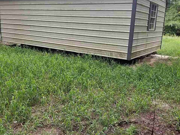 5th image of 22583 Walnut Ln