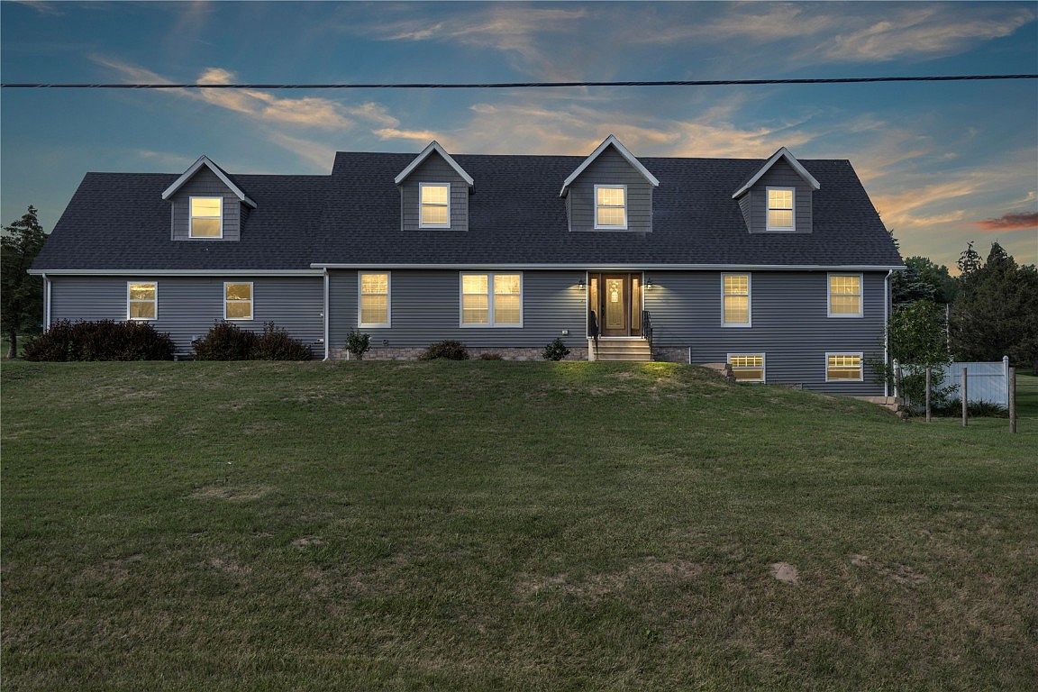 9800 Hawks Haven Rd, Cedar Rapids, IA 52411 Zillow