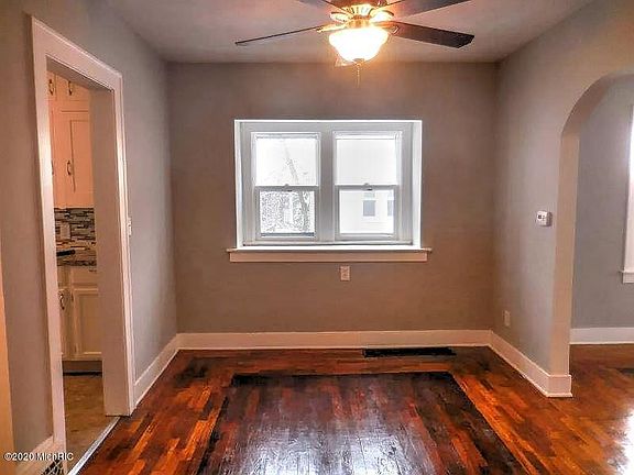 4th image of 1264 Griggs St SE