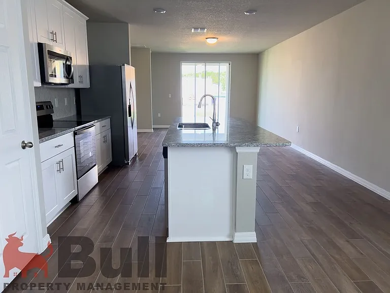 590 Amadoras Way — Photo 7