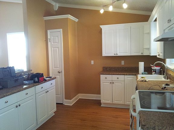 4th image of 1071 Willow Cove Ct W