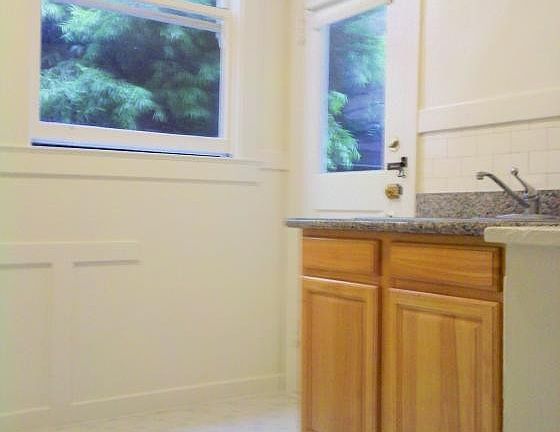 3rd image of 3678 18th St APT 1