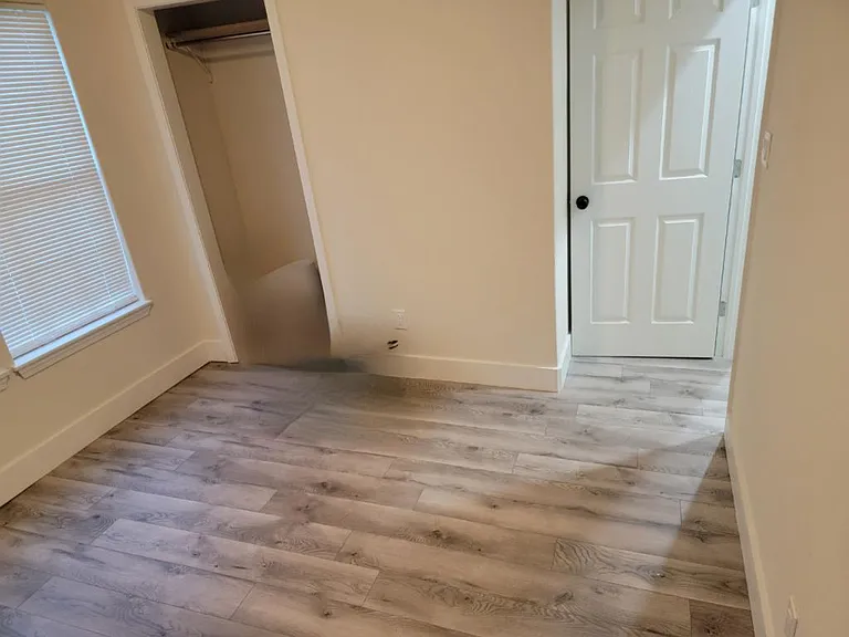 4006 W Travis St — Photo 1