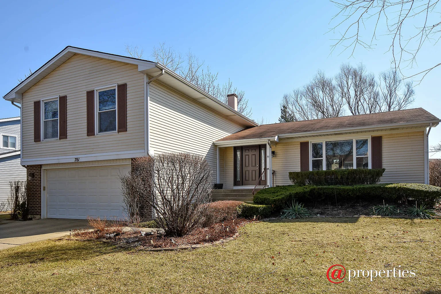 781 Dunhill Dr photo 1