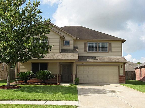3rd image of 16919 Oaks Crossing Ln