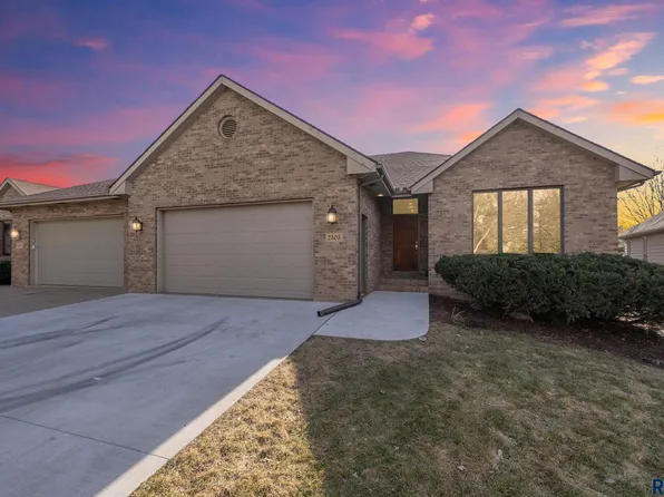 2505 S Big Timber Pl, Sioux Falls, SD 57105
