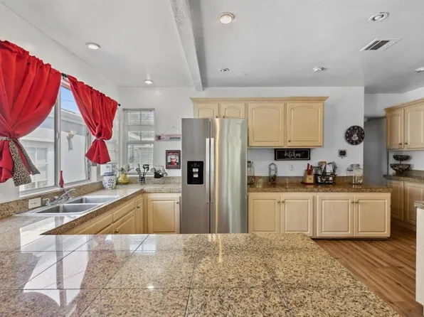 728 65th St, San Diego, CA 92114