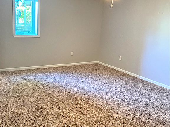 5th image of 16236 Chase Eagle Ln