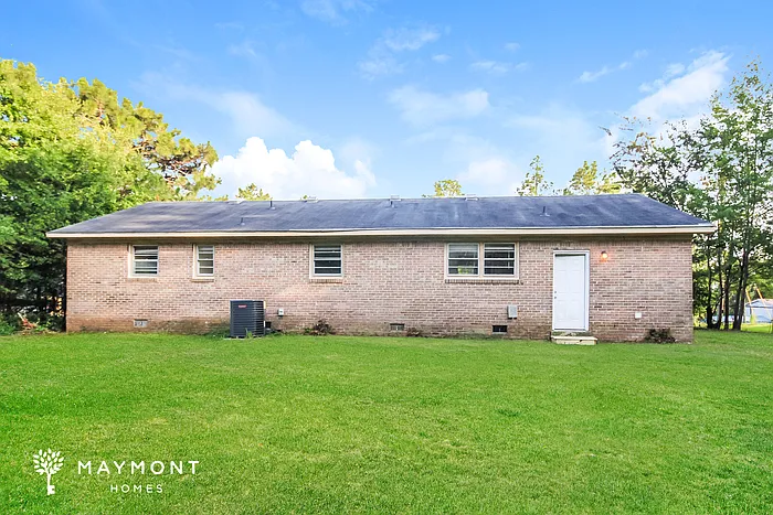 2027 Glenn Rd — Photo 14