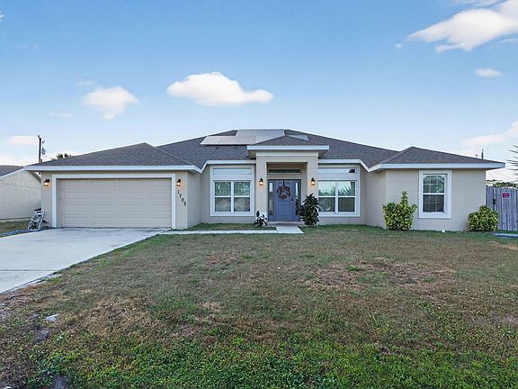 2nd image of 1702 SW Gloria Lane