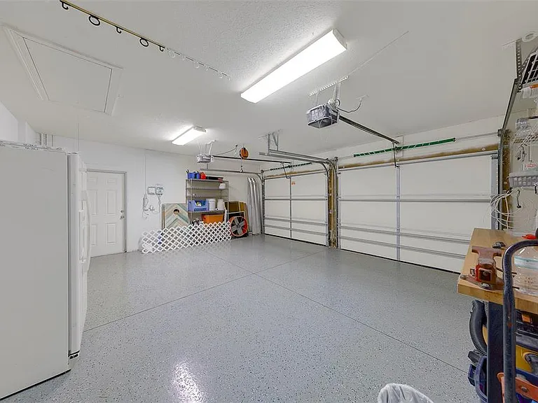 210 176th Terrace Dr E — Photo 32